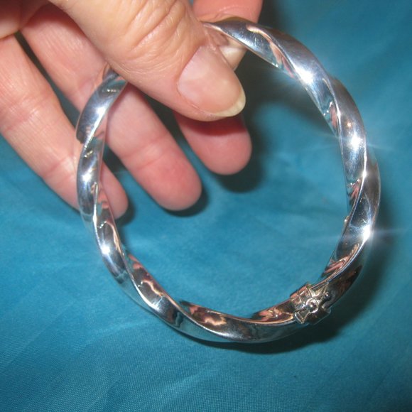 Sterling Silver Twisted Bangle - Picture 2 of 3